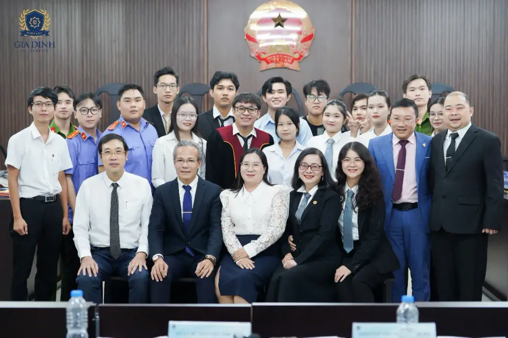 DHV - Trường Đại Học Hùng Vương TPHCM