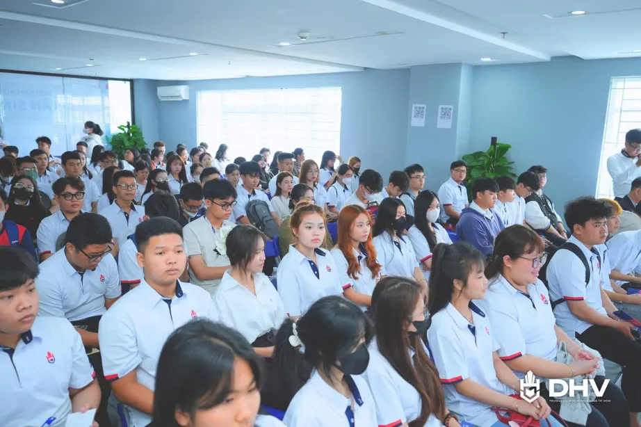 DHV - Trường Đại Học Hùng Vương TPHCM